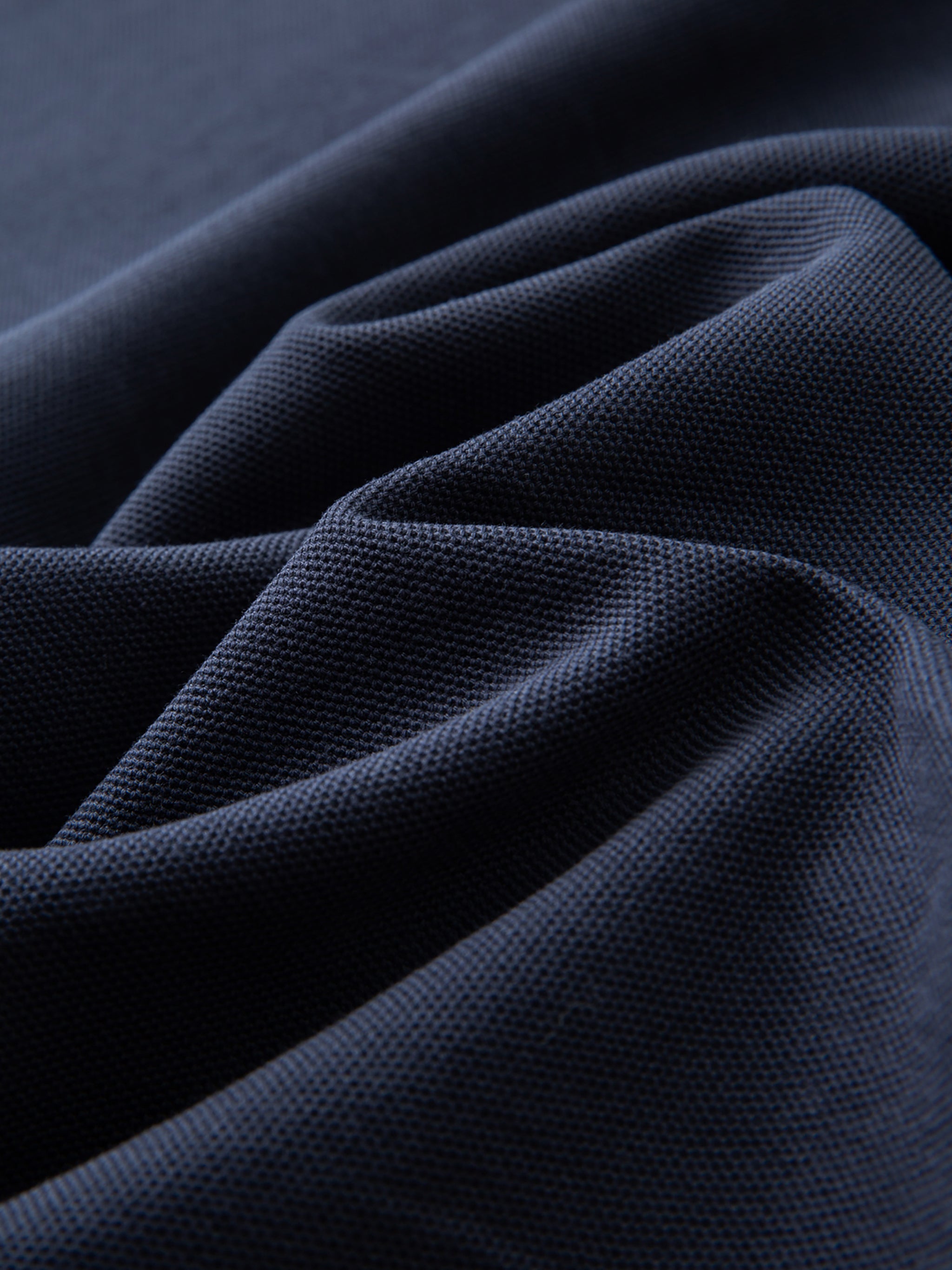 BE STILL Contrast Collar Short-Sleeve Polo Shirt